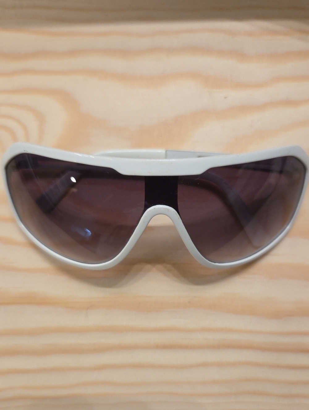 Vintage 2000's H&M White Sunglasses (Unisex)